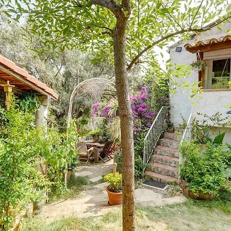 Et Jardin Provencal A Apartment