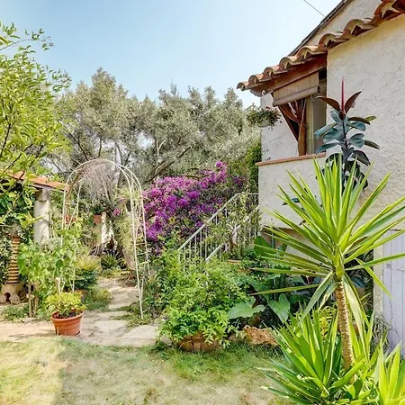 Et Jardin Provencal A Apartment